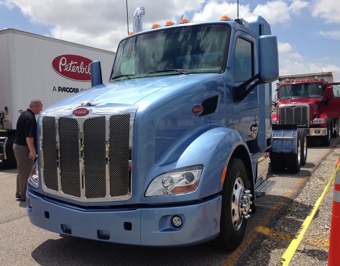 Peterbilt Model 597