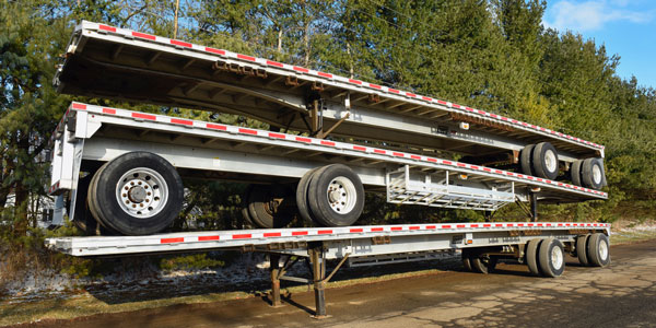 East-Used-Flatbed-Trailer-Stack