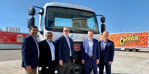 Peterbilt-Delivers-First-Medium-Duty-Electric-Model-220EV-Frito-Lay