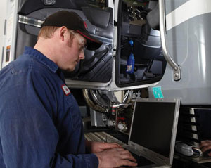 When fleets use the TMW system, maintenance technicians can immediately receive work orders generated automatically by the program using driver pre-trip inspections information.